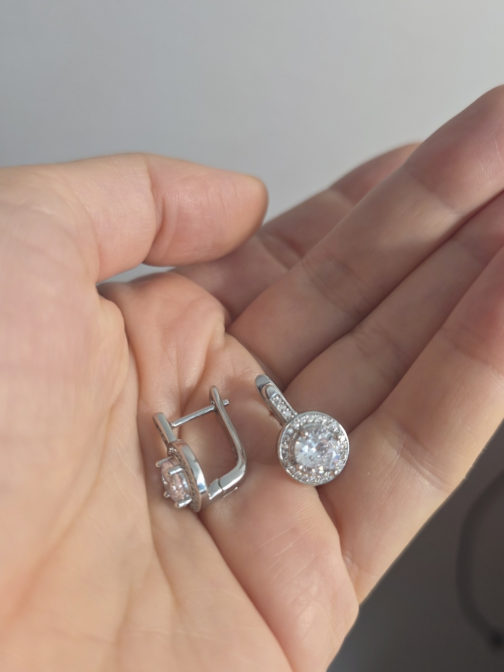 S925 Mossanite Crystal Luxurious Halo Drop Earrings
